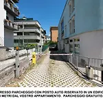 Apartment Al Ponte Adiacente Al Parco, Vicino All'ospedale E Centro *
