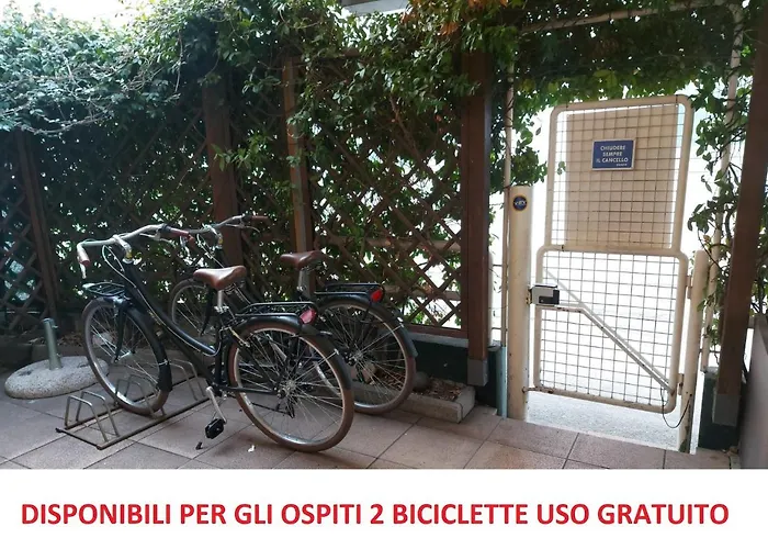Al Ponte Adiacente Al Parco, Vicino All'ospedale E Centro アパート トレント